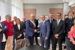 Adrano, visita al Comune del questore di Catania. Mancuso: Qui la mafia non ha spazio