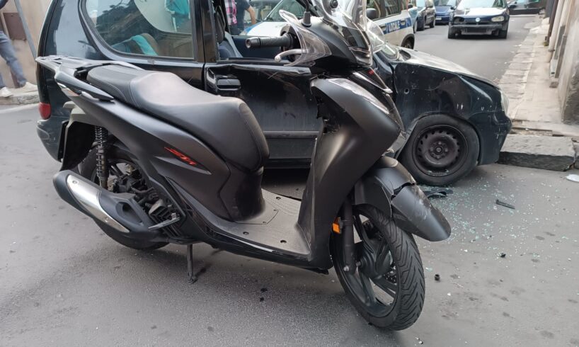 Paternò, auto si scontra con scooter tra via Coniglio e via Monfalcone: c’è un ferito