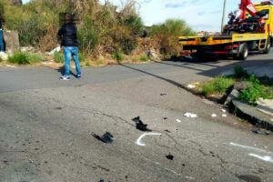 San Pietro Clarenza, 17enne perde la vita dopo scontro tra scooter e auto: in via Palermo