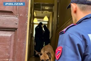 Catania, 40enne di Paternò armato di coltello tenta rapina a un passante: arrestato