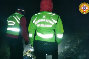 Etna, ritrovato in c.da Salto del Cane l’escursionista 19enne disperso ieri: era in stato di ipotermia
