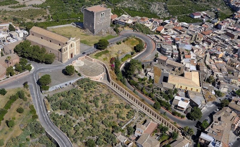 Paternò: “Amministrazione afona e svuotata da senso partecipativo”. L’intervento dell’arch. Licandri