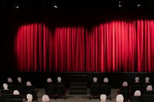 Sicilia, oltre 2 mln per ristrutturare 13 teatri: all’ex cinema Palumbo di Paternò 230 mila euro