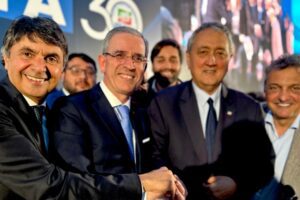 Viagrande, Falcone acclamato coordinatore provinciale di Forza Italia: Pesce guida cittadina