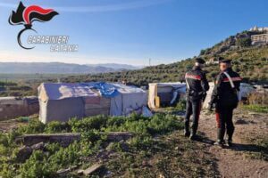 Paternò, il presunto assassino del marocchino viveva in una baraccopoli: Gip lombardo convalida arresto (VIDEO)
