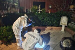 Mascalucia, 43enne ucciso a coltellate durante una festa di compleanno: fermato un familiare 60enne