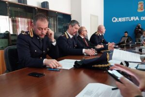 Catania, il clan della droga incassava 20 mila euro al giorno: anche un infiltrato nell’operazione ‘Locu’