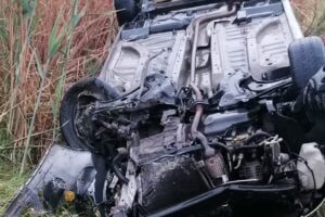 Belpasso, incidente sulla SP 135: auto fuori strada, soccorsi in corso