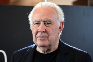 Europee, Santoro: già 40 mila firme per la lista Pace Terra Dignità. “Sicilia ci aiuti per raggiungere quota 75 mila”