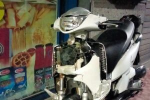 Paternò, incidente in nottata in via Fiume due giovani scooteristi finiscono in ospedale
