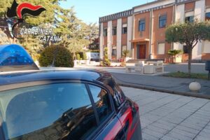 Tremestieri Etneo, voto di scambio e corruzione al Comune: sospeso il vice presidente della Regione Sammartino. Arrestati il sindaco e il consigliere (VIDEO)