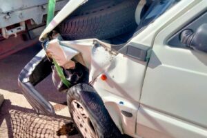 Biancavilla, scontro tra due auto in via Arti e Mestieri: un ferito in ospedale