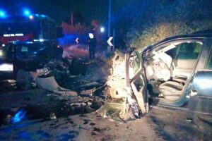 Belpasso, violento scontro tra due auto in c.da Agnelleria sulla SP 15: due feriti gravi