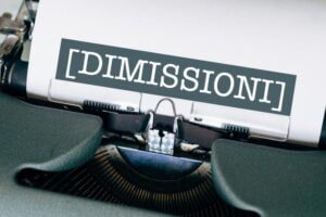 Paternò, 5 consiglieri comunali d’opposizione chiedono a Naso di dimettersi: “Nostra pazienza è finita”