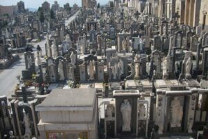 Adrano, 232 mila euro dalla Regione per cantieri di servizi: “Serviranno per migliorare il cimitero”