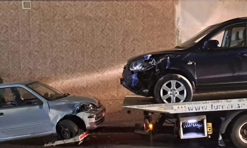 Adrano, auto contro un camion dei panini in via San Leo: illesi gli occupanti
