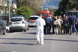 Casteldaccia, strage sul lavoro: in condizioni gravissime l’operaio scampato alla tragedia