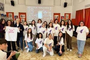 Biancavilla, alla scuola media ‘Sturzo’ la lezione degli ingegneri della STMicroelectronics: premi per il progetto ‘Girls Code It Better’
