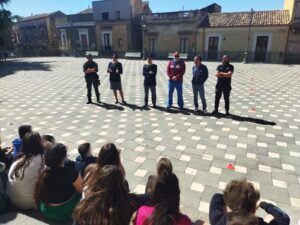 S. M. di Licodia, gli studenti del ‘Don Bosco’ a lezione di legalità e rugby: progetto promosso dalla Polizia di Stato