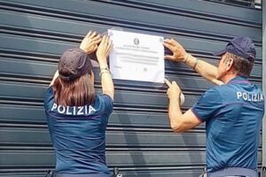 Catania, il bar è ritrovo abituale di pregiudicati: il Questore ordina chiusura per 7 giorni di un locale a Picanello