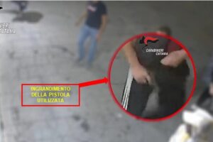 Grammichele, 40enne fa scendere la figlia in auto con due giovani: gli sparano alle gambe (VIDEO)