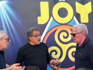 Catania, chiude con successo la ‘tre giorni’ di “Joy Sicilia Felice” organizzata da Sandro Vergato: premio speciale a Mogol 