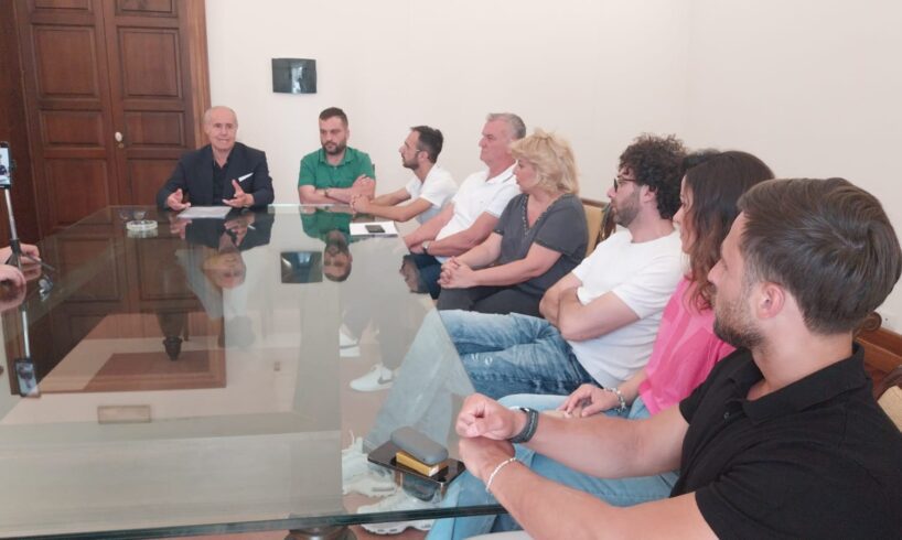Paternò, i consiglieri di Fratelli d’Italia: “Incontri alla Regione per lo stadio e per le strade”