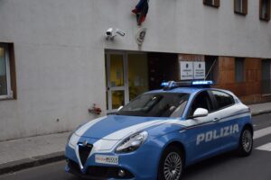 Caltagirone, con uno scooter rubato va in Commissariato per l’obbligo di firma: 33enne denunciato