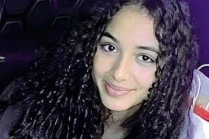 Piazza Armerina, per i pm Larimar si è suicidata: biglietto d’addio della 15enne