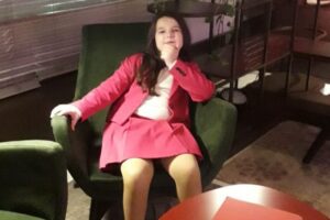 Adrano, la piccola cantante Maria da Nek e Bianca Guaccero (Rai 1 ): gli auguri del sindaco