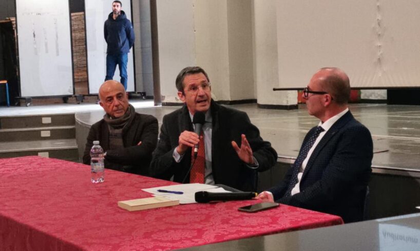 Paternò, cultura della legalità: gli studenti dell’IC ‘Don Milani’ incontrano il magistrato Ardita (VIDEO)