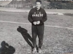 Adrano ricorda il campione di calcio Pierino Del Bene: dal campetto del Rosario al Napoli in serie A. La visita dei figli