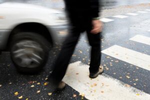 Catania, il padre del pedone 18enne travolto da un pirata in viale Africa: “Chi sa parli”