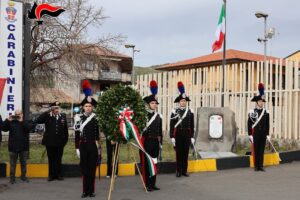 Randazzo, stele per i caduti di Nassiriya davanti alla caserma dei carabinieri