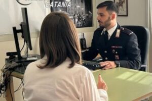 Catania, botte alla sorella per avere i soldi: in carcere 34enne ludopatico e tossicodipendente