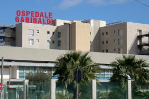 Catania, grave bambina di 18 mesi al ‘Garibaldi Nesima’ per avere ingerito una batteria a bottone