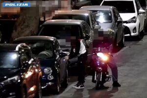 Catania, auto rubate ed estorsioni per averle indietro: 8 arresti nell’operazione ‘Dusmet’