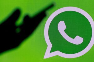 Reggio Emilia, 19enne di Catania truffa via chat il finto genitore: denunciato