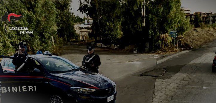 Misterbianco, rapinatore in fuga fa l’autostop dopo colpo al centro scommesse: arrestato