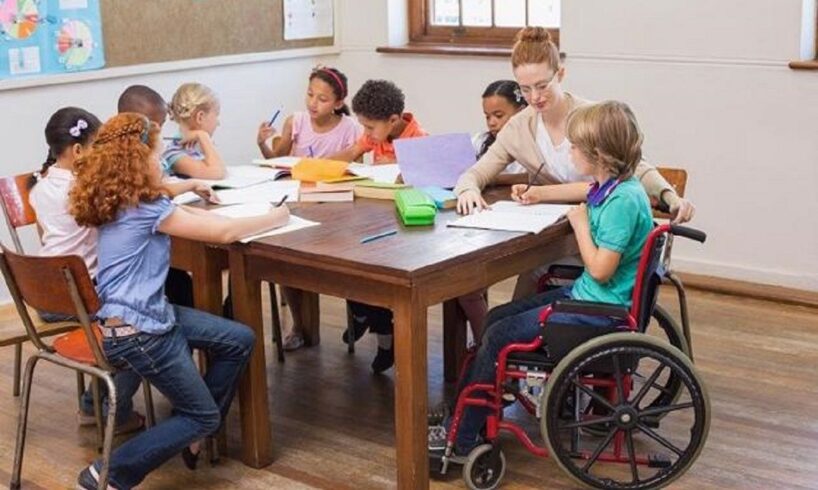 Adrano, assistenza ai bambini disabili nelle scuole: giudici danno ragione a famiglie ma Comune prepara ricorso
