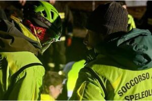 Etna, soccorso 48enne di Gravina per frattura al piede dopo caduta: nell’area del Rifugio Galvarina