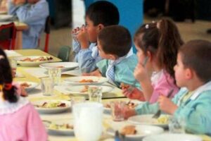 Paternò, bimbo disabile senza assistenza. Replica della scuola Marconi: “Fatto tutto il possibile. No a diffamazioni”