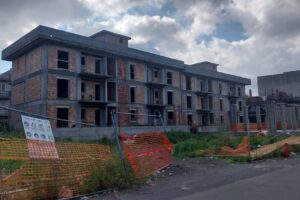 Paternò, contenzioso tra Comune e ditta ferma il cantiere di Scala Vecchia: deve realizzare 27 alloggi popolari