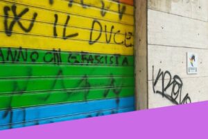 Catania, scritta “viva il duce’ sulla saracinesca della sede di Arcigay: “Non ci lasceremo intimidire”