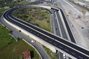Belpasso, riaperte le rampe di collegamento tra SS 121 e Piano Tavola. Il sindaco: “Strada più sicura