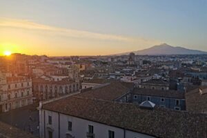 Turismo, Catania città italiana con più ore di sole: 273 ore medie al mese