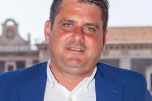 Catania, voto di scambio: il deputato regionale Castiglione (Mpa) va ai domiciliari