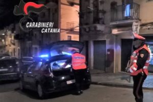 Paternó, ubriachi alla guida di auto 38enne straniero e una donna di Rosolini: denunciati