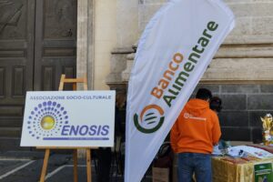 "Pasqua è serenità": a Paternò la solidarietà si fa concreta grazie all'associazione ENOSIS e al Banco Alimentare