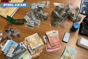 Arresto pusher Catania: fermati due giovani di Paternò con marijuana e hashish